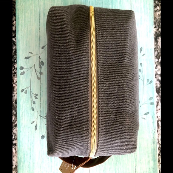 MAKEUP BAG TRAVEL BAG VACATION  NEW TOILETRY CASE DARK GRAY HEAVY CANVAS  CAMERA - Picture 5 of 5